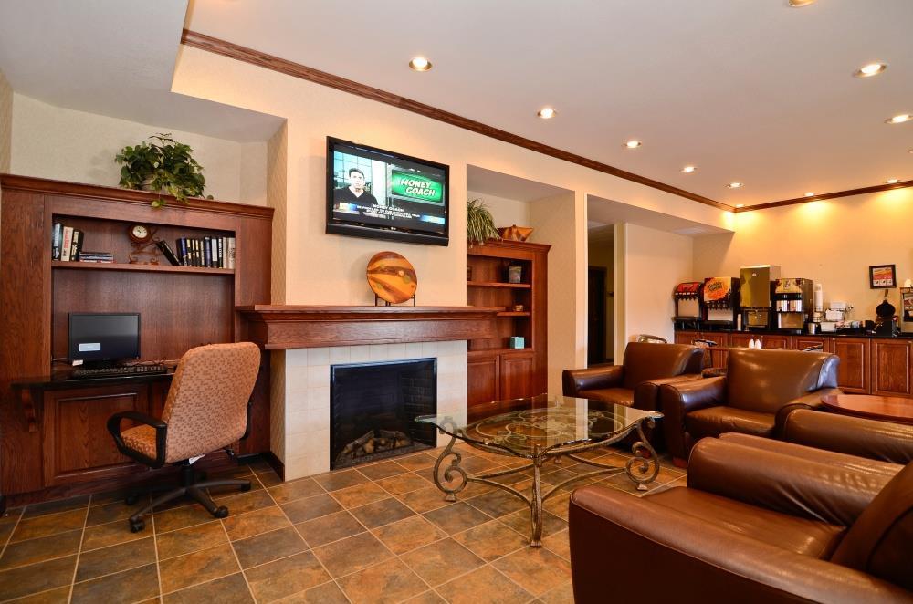 Heritage Hotel And Suites Dickinson Interno foto