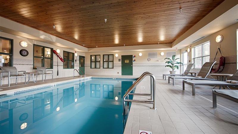 Heritage Hotel And Suites Dickinson Esterno foto