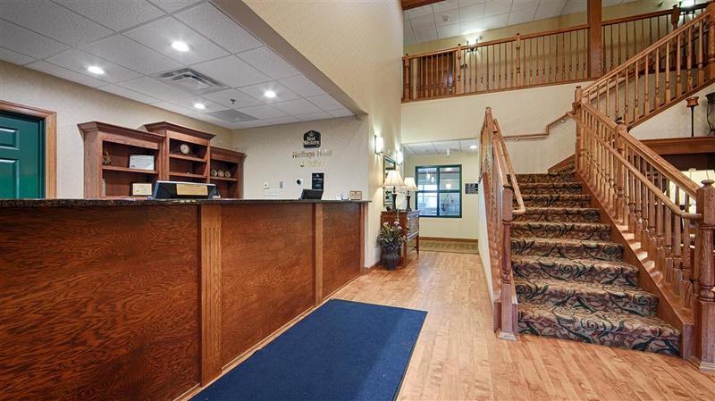 Heritage Hotel And Suites Dickinson Esterno foto